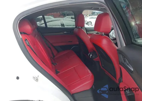 2019 Alfa Romeo Stelvio Ti Awd z USA, uszkodzony, nr VIN ZASPAKBN2K7C30348